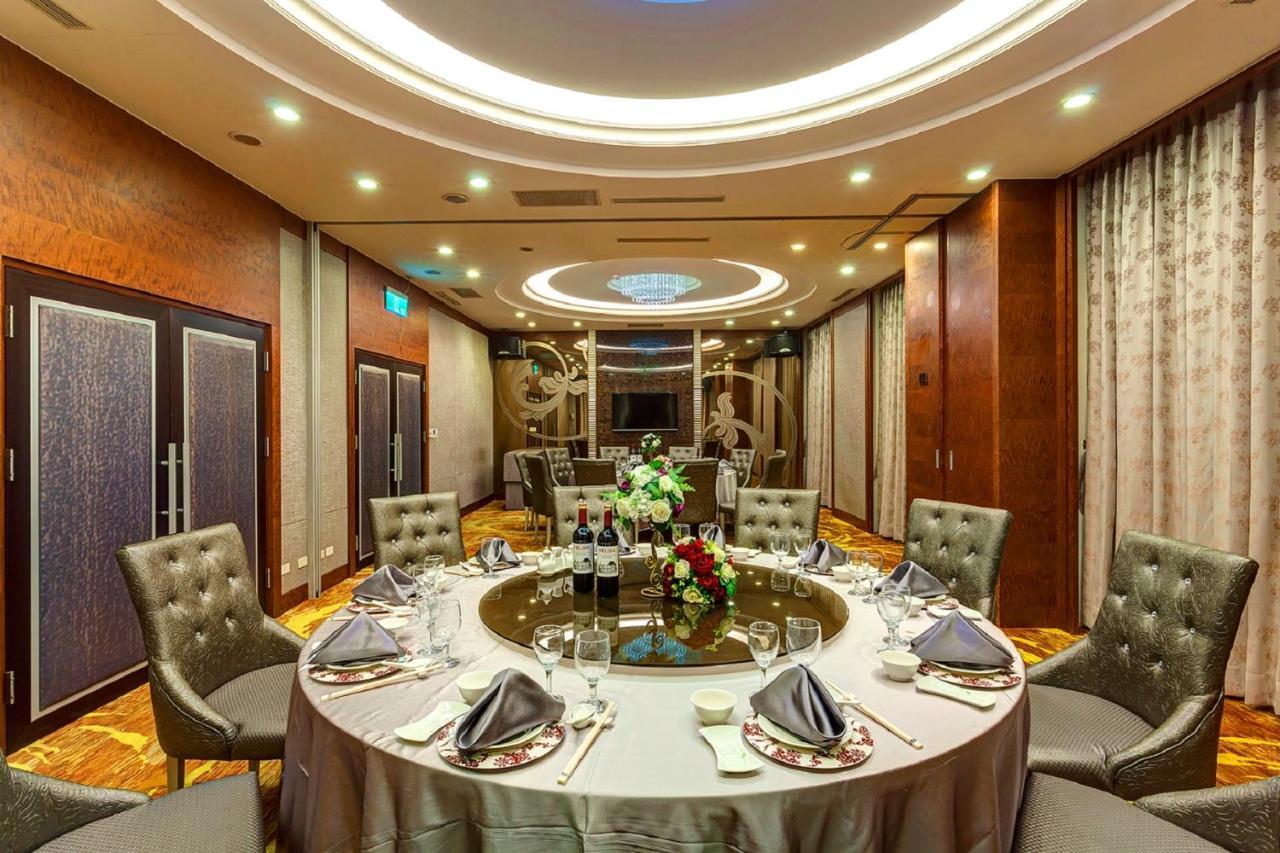 苗栗馥艺金郁金香酒店 竹南 外观 照片